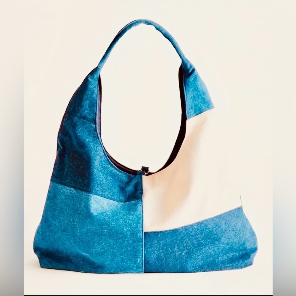 Stylish Blue and Cream HOBO Women's Bag - Picture 4 of 14